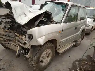Veicolo di demolizione toyota land cruiser (j9) 3.0 turbodiesel dell'anno 1999 alimentato 1kzte