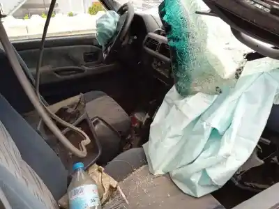 Veicolo di demolizione toyota land cruiser (j9) 3.0 turbodiesel dell'anno 1999 alimentato 1kzte