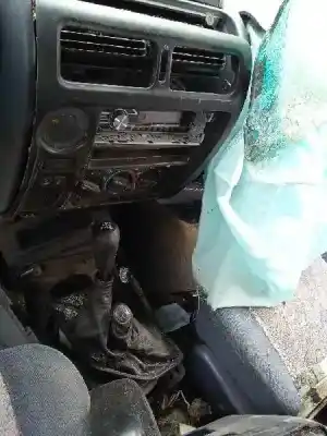 Veicolo di demolizione toyota land cruiser (j9) 3.0 turbodiesel dell'anno 1999 alimentato 1kzte