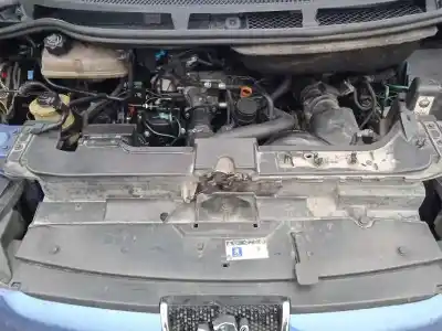 Здавання транспортного засобу peugeot 807 st pack року 2004 потужний rht