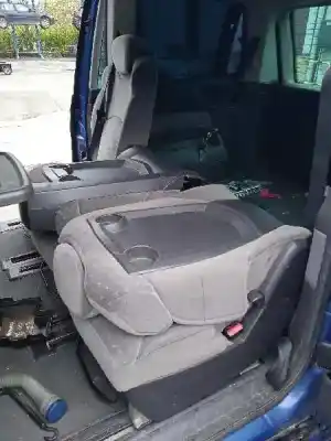 Здавання транспортного засобу peugeot 807 st pack року 2004 потужний rht