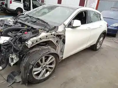Scrapping Vehicle infiniti q30 2.2d premium 170 cv / 125 kw of the year 2017 powered 651930