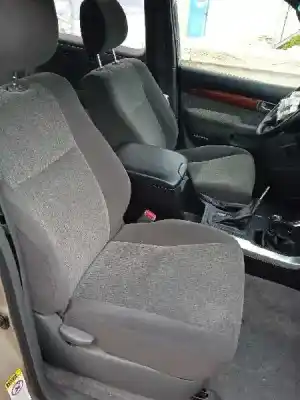 Sloopvoertuig toyota land cruiser (j12) 3.0 d4-d vxl van het jaar 2007 aangedreven 1kdftv