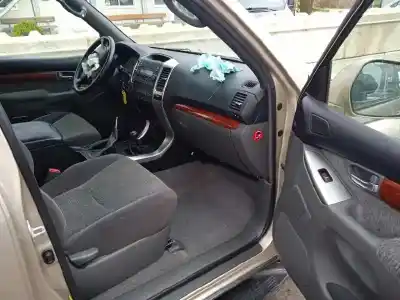 Sloopvoertuig toyota land cruiser (j12) 3.0 d4-d vxl van het jaar 2007 aangedreven 1kdftv