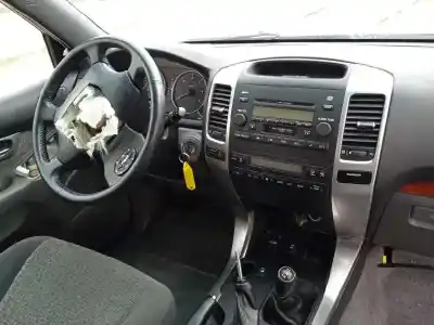 Sloopvoertuig toyota land cruiser (j12) 3.0 d4-d vxl van het jaar 2007 aangedreven 1kdftv