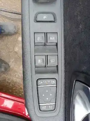Здавання транспортного засобу renault clio iv (bh_) 0.9 tce 90 року 2018 потужний h4b408