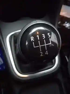 Véhicule à la ferraille volkswagen polo v (6r1, 6c1) 1.6 tdi de l'année 2014 alimenté cayb