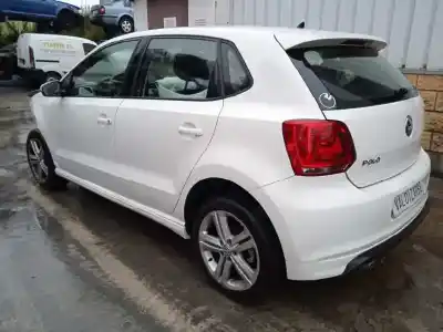Véhicule à la ferraille volkswagen polo v (6r1, 6c1) 1.6 tdi de l'année 2014 alimenté cayb