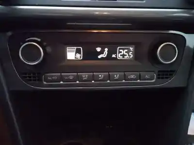 Véhicule à la ferraille volkswagen polo v (6r1, 6c1) 1.6 tdi de l'année 2014 alimenté cayb