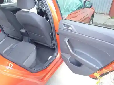 Véhicule à la ferraille volkswagen                                         polo                                                                                                                                                                                                                                                       1.0 tsi                                                                                                                                                                                                                                                    de l'année 2018 alimenté dkja