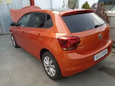 Vehículo de desguace volkswagen polo 1.0 tsi del año 2018 con motor dkja