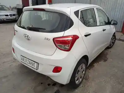 Sloopvoertuig hyundai                                            i10                                                                                                                                                                                                                                                        basis                                                                                                                                                                                                                                                      van het jaar 2014 aangedreven g3la