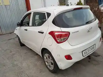 Sloopvoertuig hyundai                                            i10                                                                                                                                                                                                                                                        basis                                                                                                                                                                                                                                                      van het jaar 2014 aangedreven g3la