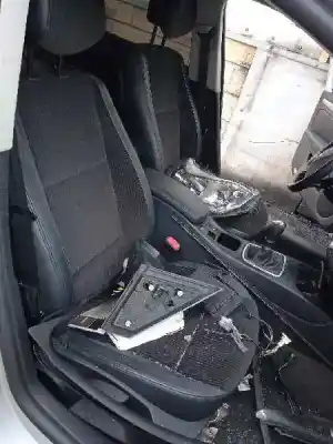 Здавання транспортного засобу renault laguna iii 2.0 dci diesel cat року 2008 потужний m9r742