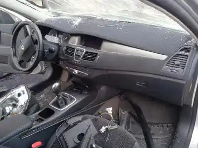 Здавання транспортного засобу renault laguna iii 2.0 dci diesel cat року 2008 потужний m9r742