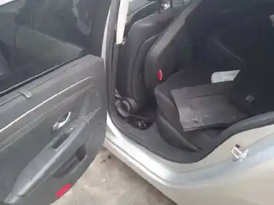 Здавання транспортного засобу renault laguna iii 2.0 dci diesel cat року 2008 потужний m9r742