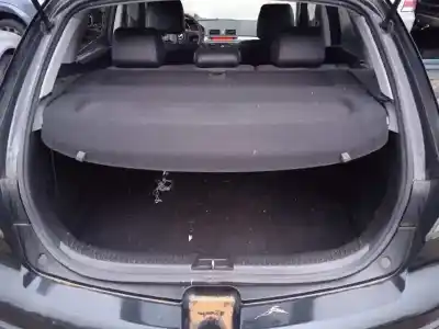 Здавання транспортного засобу mazda 3 berlina (bk) 2.0 sportive року 2005 потужний lf