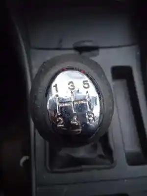 Здавання транспортного засобу mazda 3 berlina (bk) 2.0 sportive року 2005 потужний lf