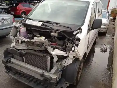 Veículo de Sucata nissan nv 200 (m20) 1.5 dci cat do ano 2015 alimentado k9k608