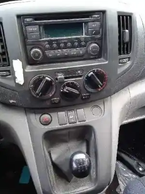 Veículo de Sucata nissan nv 200 (m20) 1.5 dci cat do ano 2015 alimentado k9k608