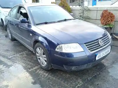 Vehículo de desguace VOLKSWAGEN PASSAT BERLINA (3B3) 1.9 TDI del año 2002 con motor AVF