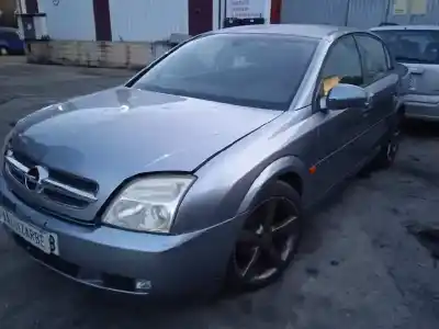 Véhicule à la ferraille opel vectra c berlina club de l'année 2003 alimenté y22dtr