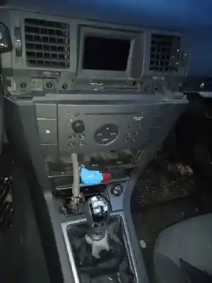 Véhicule à la ferraille opel vectra c berlina club de l'année 2003 alimenté y22dtr