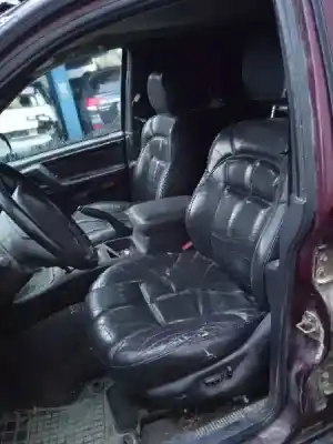 Здавання транспортного засобу jeep gr.cherokee (wj/wg) 3.1 td laredo року 2000 потужний vm73b