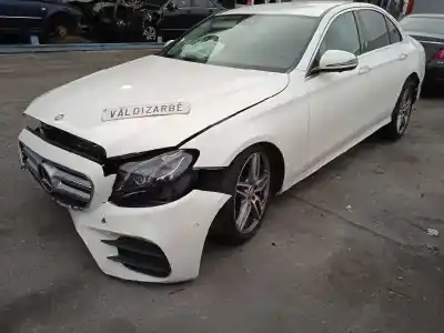 Здавання транспортного засобу mercedes-benz clase e (w213) e 220 d (213.004) року 2017 потужний 654920