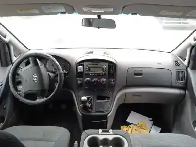 Здавання транспортного засобу hyundai h1 travel року 2009 потужний d4cb