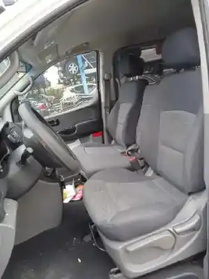 Здавання транспортного засобу hyundai h1 travel року 2009 потужний d4cb