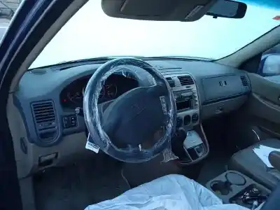 Здавання транспортного засобу kia carnival ii 2.9 cdri ex року 2003 потужний j3