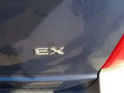 Здавання транспортного засобу kia carnival ii 2.9 cdri ex року 2003 потужний j3