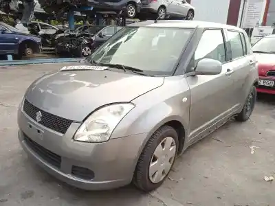 Veicolo di demolizione suzuki swift berlina (mz) gl dell'anno 2005 alimentato z13dt