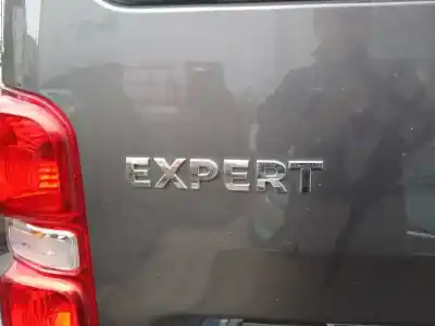 Veicolo di demolizione peugeot expert combi 1.6 blue-hdi fap dell'anno 2018 alimentato yh01