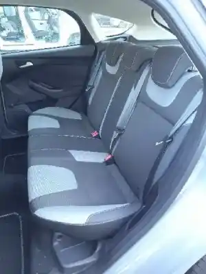 Здавання транспортного засобу ford focus lim. (cb8) trend року 2013 потужний m2da