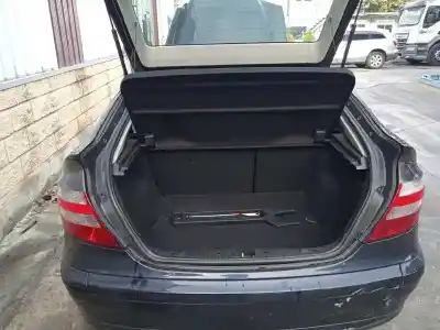 Véhicule à la ferraille mercedes-benz clase c (w203) sportcoupe c 180 compressor (203.746) de l'année 2005 alimenté 271946