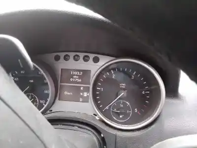 Здавання транспортного засобу mercedes-benz clase m (w164) ml 300 cdi 4-matic (164.121) року 2010 потужний 642820