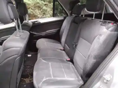 Здавання транспортного засобу mercedes-benz clase m (w164) ml 300 cdi 4-matic (164.121) року 2010 потужний 642820