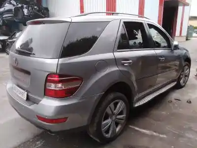 Здавання транспортного засобу mercedes-benz clase m (w164) ml 300 cdi 4-matic (164.121) року 2010 потужний 642820