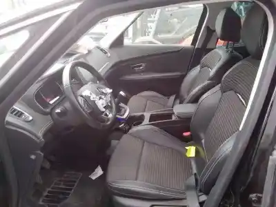 Véhicule à la ferraille renault grand scénic iv (r9_) 1.3 tce 140 de l'année 2018 alimenté h5h450