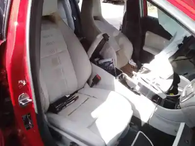 Здавання транспортного засобу mercedes-benz clase gla (w156) gla 180 (156.942) року 2018 потужний 270910