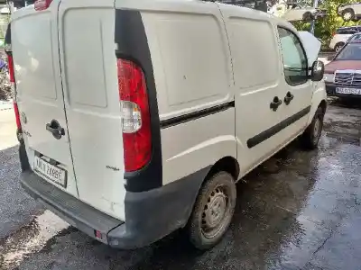 Veículo de Sucata fiat doblo monospace (119_, 223_) 1.3 jtd do ano 2006 alimentado 199a2000