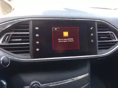 Scrapping Vehicle peugeot 308 gt line of the year 2016 powered ah01