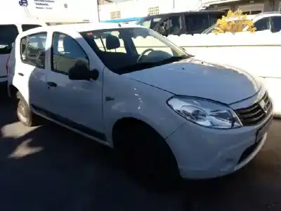 Veículo de Sucata DACIA SANDERO II 1.2 do ano 2010 alimentado D4F732