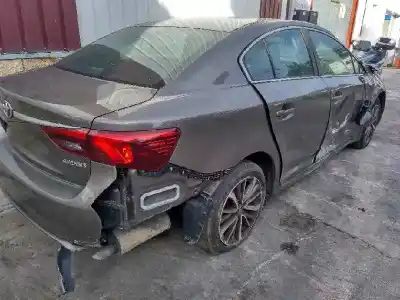 Scrapping Vehicle toyota avensis cross sport (t27) 1.8 16v cat of the year 2016 powered 2zrfae