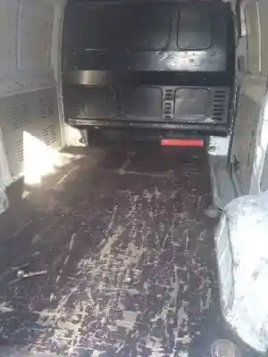 Véhicule à la ferraille mercedes-benz vito (w639) basic, combi 2.1 cdi cat 88 cv / 65 kw de l'année 2004 alimenté 646983