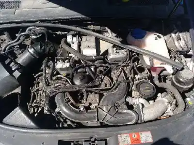 Veículo de Sucata audi a6 berlina (4f2) 3.0 tdi quattro (165kw) do ano 2004 alimentado bmk