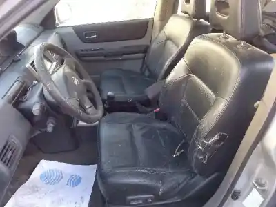 Scrapping Vehicle nissan x-trail i (t30) 2.2 dci 4x4 of the year 2004 powered yd22eti
