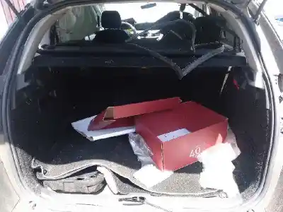 Здавання транспортного засобу citroen c4 picasso 1.8 року 2007 потужний 6fy